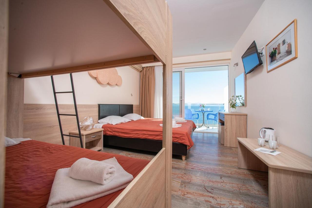 Corfu Maris Bellos Benitses  Exterior photo